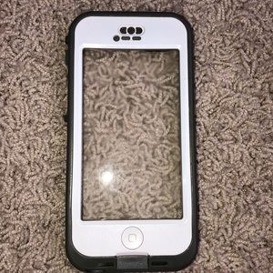 Iphone 5c Lifeproof and Warerproof case